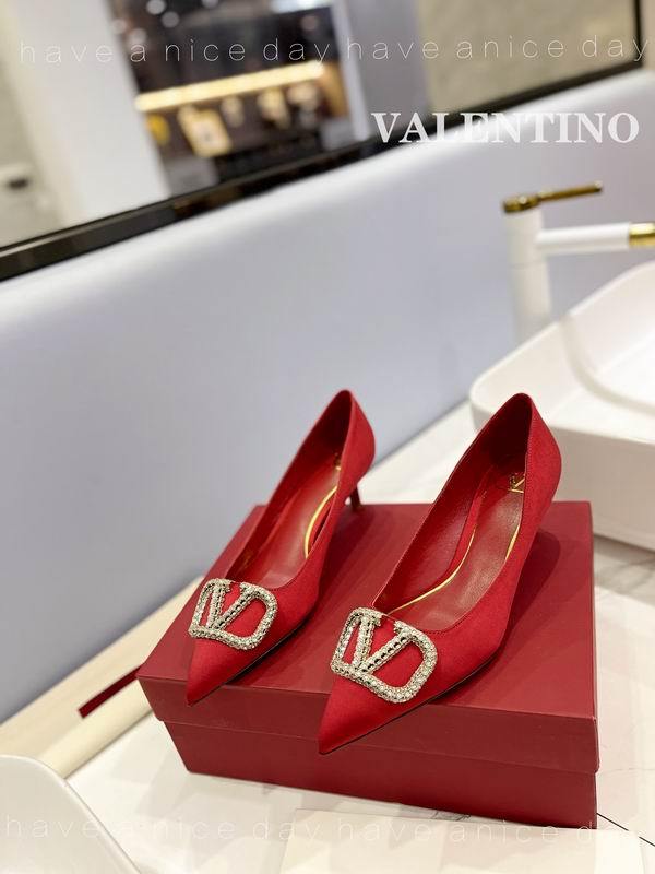 Valentino Women's Shoes 551